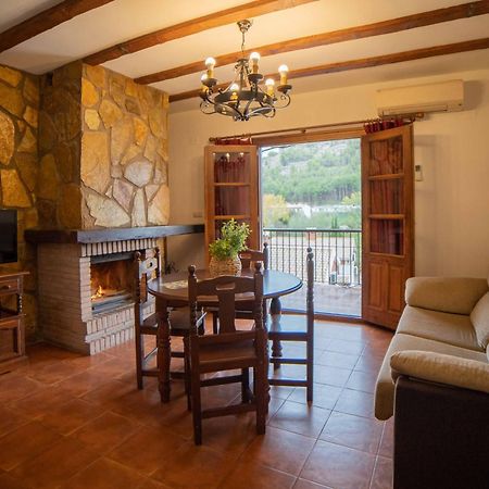 Apartamentos Los Olivos Alcalá del Júcar Kültér fotó